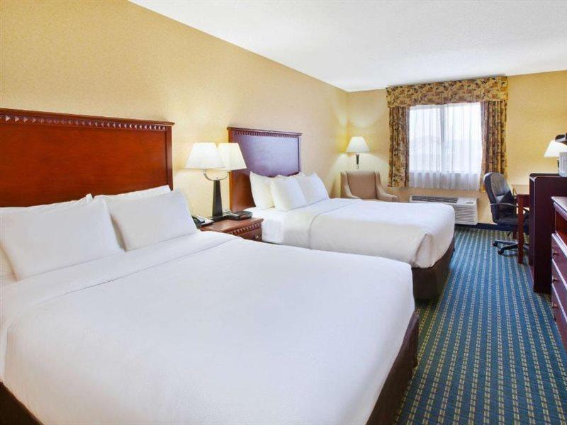 Quality Inn Marshall Near I-69 Exterior photo