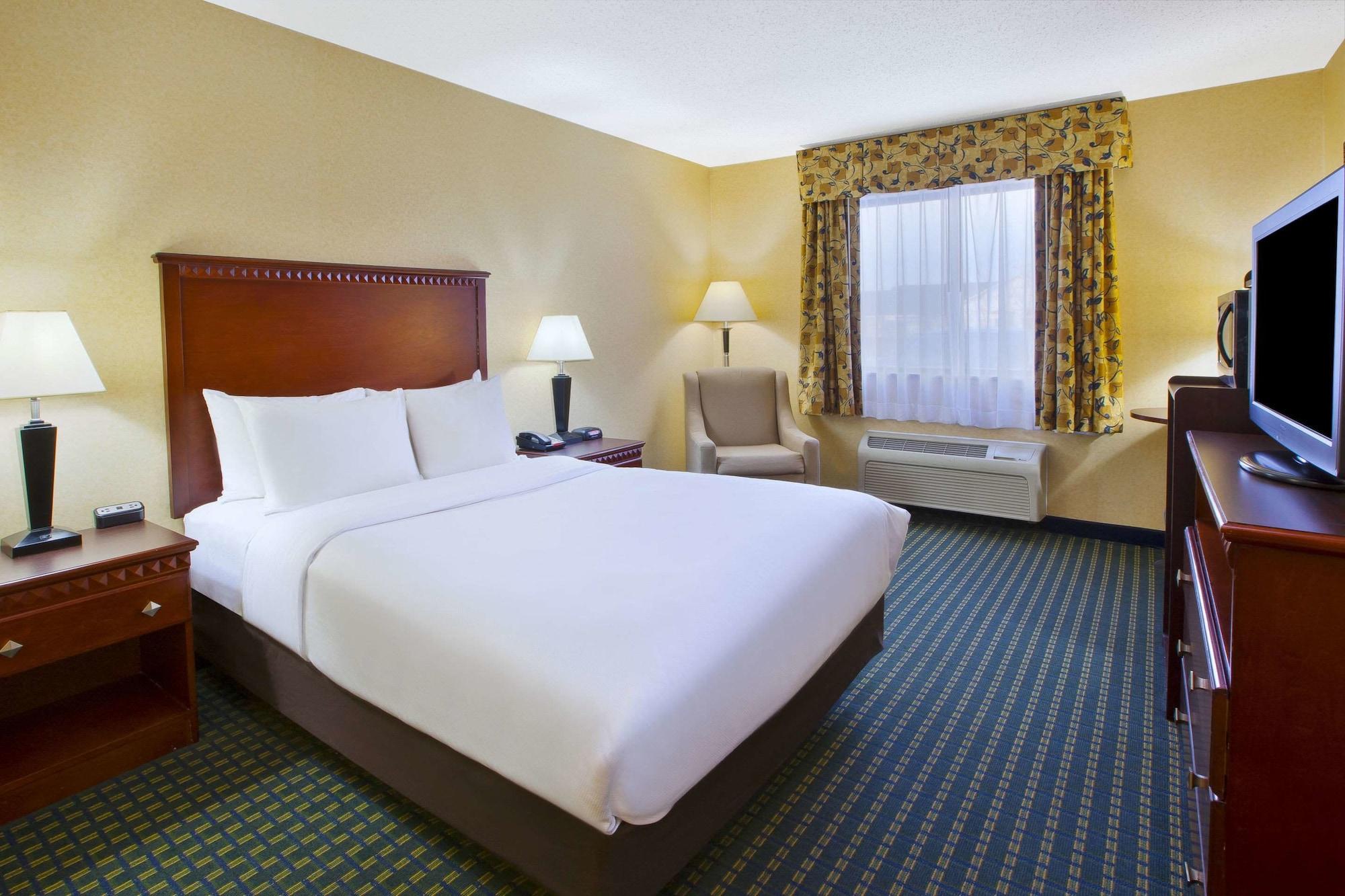 Quality Inn Marshall Near I-69 Exterior photo