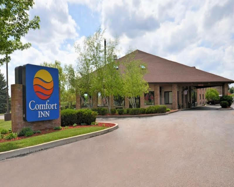 Quality Inn Marshall Near I-69 Exterior photo